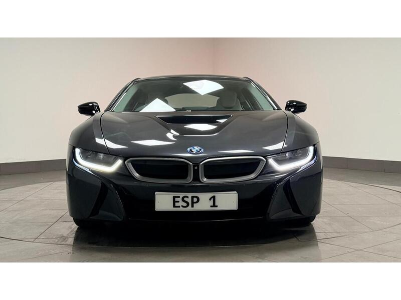 BMW i8  - U400059384