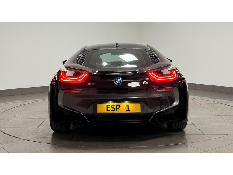 BMW i8  - U400059384