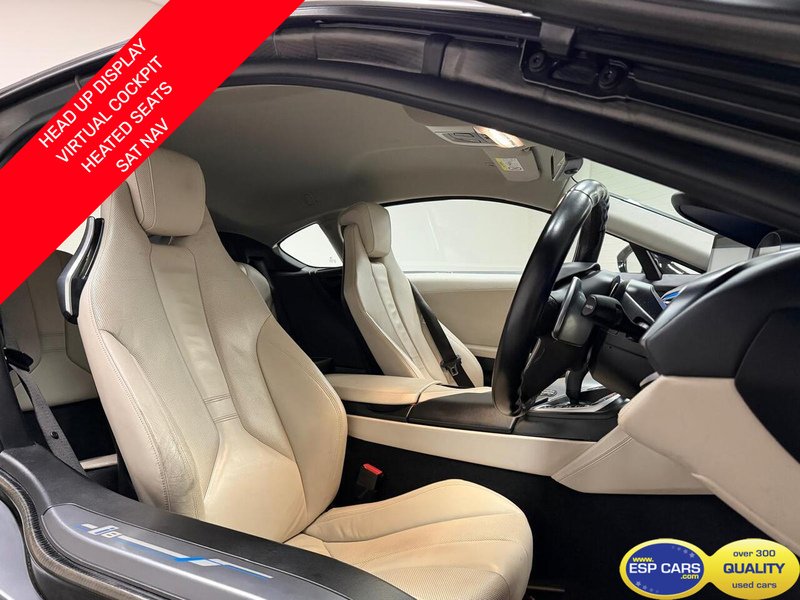 BMW i8  - U400059384
