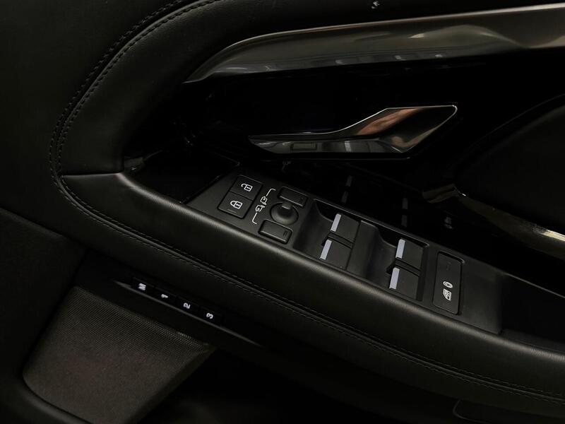 Land Rover Range Rover Evoque D200 MHEV R-Dynamic HSE - U400059395