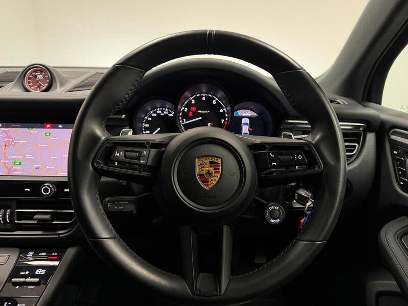 Porsche Macan T T - U400059399