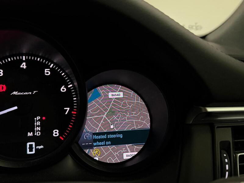 Porsche Macan T T - U400059399