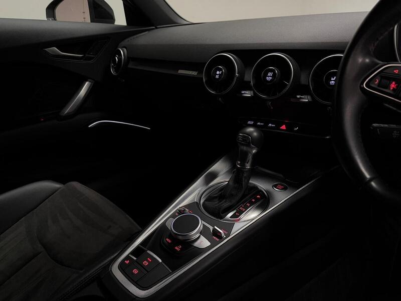 Audi TT TFSI Sport - U400059401