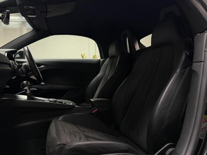 Audi TT TFSI Sport - U400059401