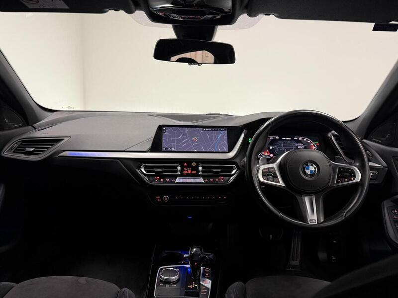 BMW 1 Series M135i - U400059402