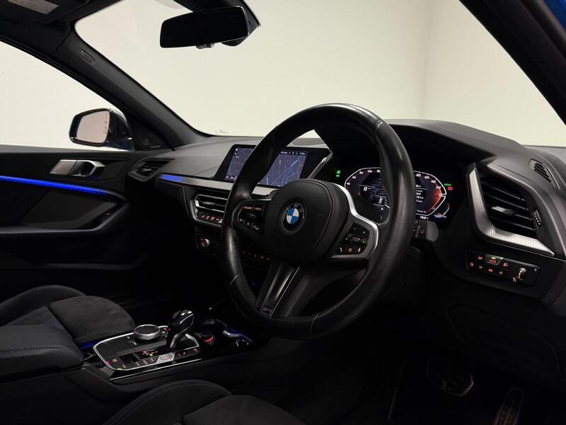BMW 1 Series M135i - U400059402