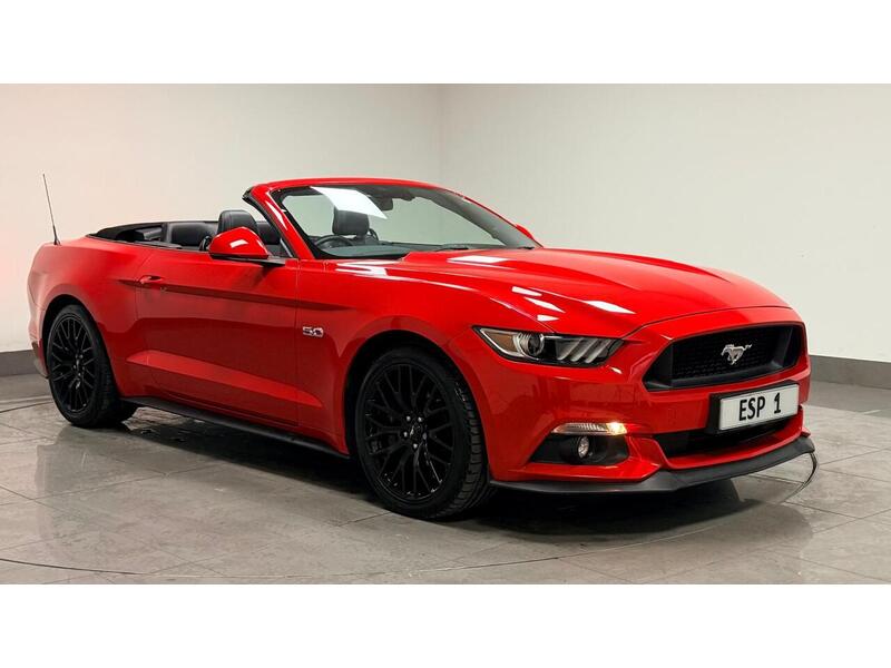 Ford Mustang V8 GT - U400059403