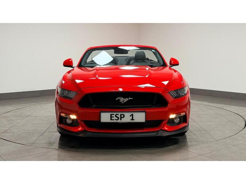 Ford Mustang V8 GT - U400059403