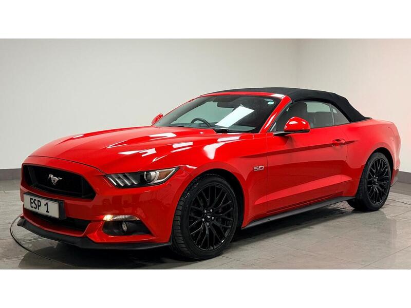 Ford Mustang V8 GT - U400059403