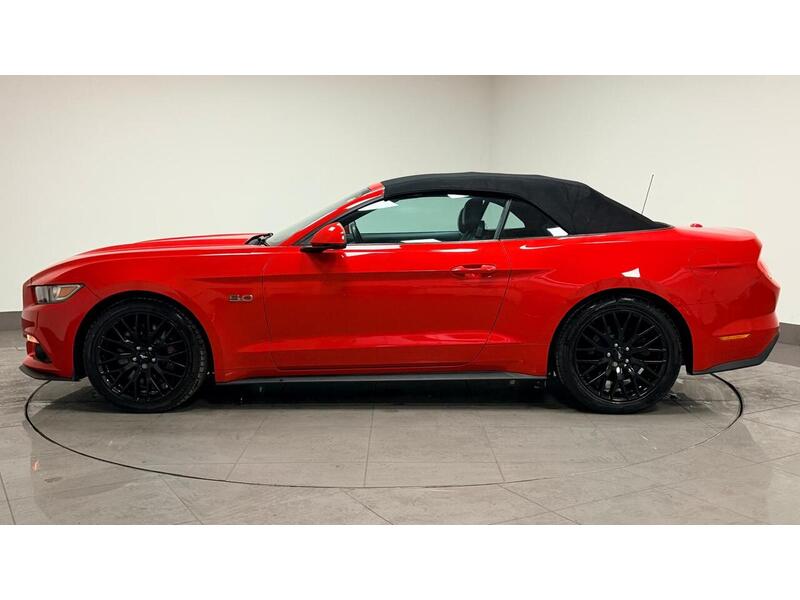 Ford Mustang V8 GT - U400059403