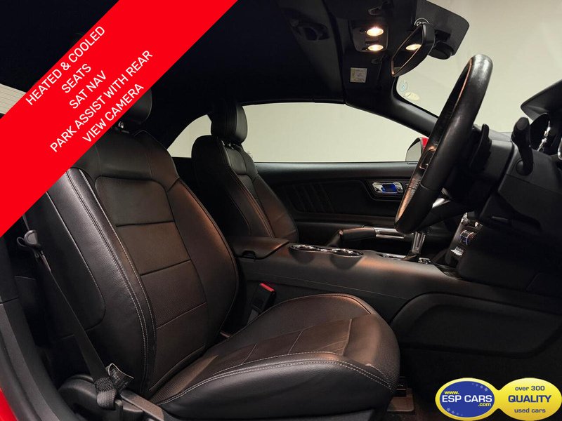 Ford Mustang V8 GT - U400059403