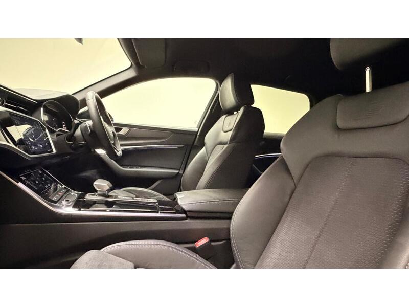 Audi A6 Avant TDI Black Edition - U400059405