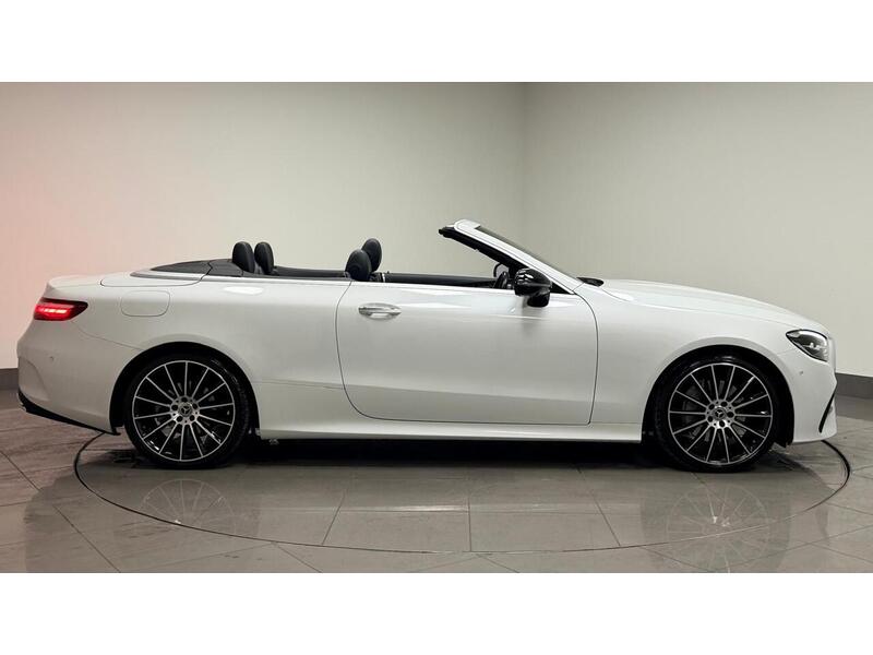 Mercedes-Benz E Class E220d AMG Line Night Edition - U400059411