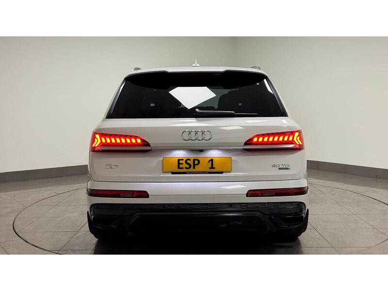 Audi Q7 TDI V6 Black Edition - U400059413