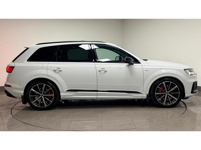 Audi Q7 TDI V6 Black Edition - U400059413