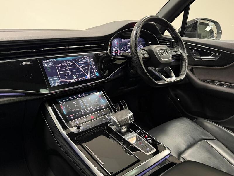 Audi Q7 TDI V6 Black Edition - U400059413