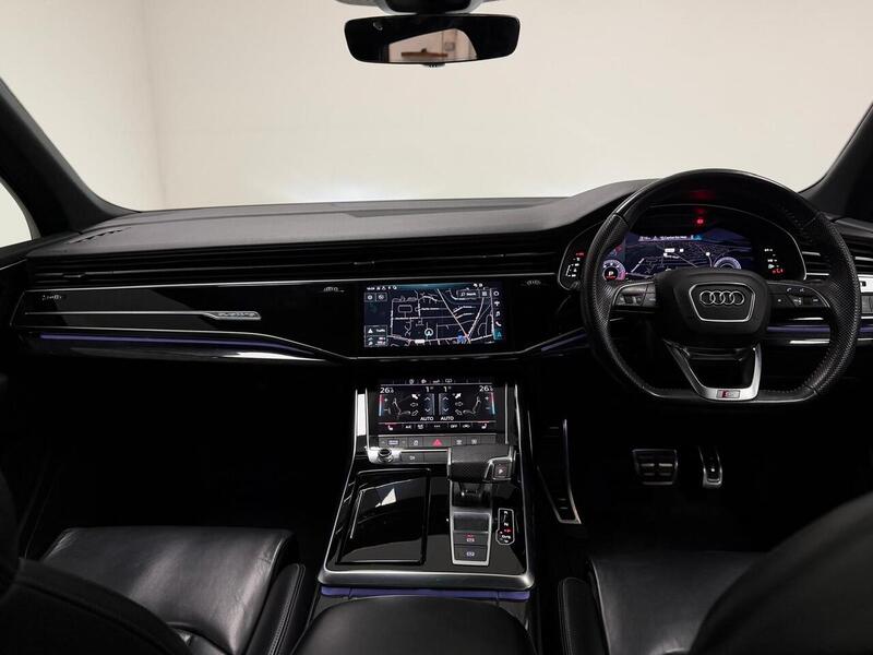 Audi Q7 TDI V6 Black Edition - U400059413