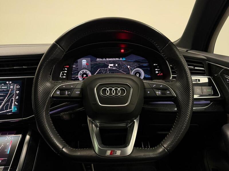 Audi Q7 TDI V6 Black Edition - U400059413