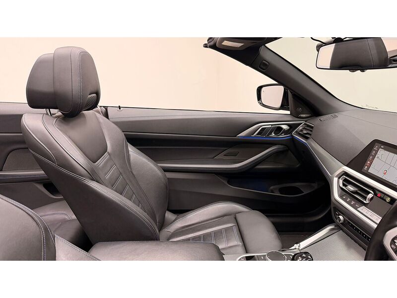 BMW 4 Series M440i MHT - U400059416