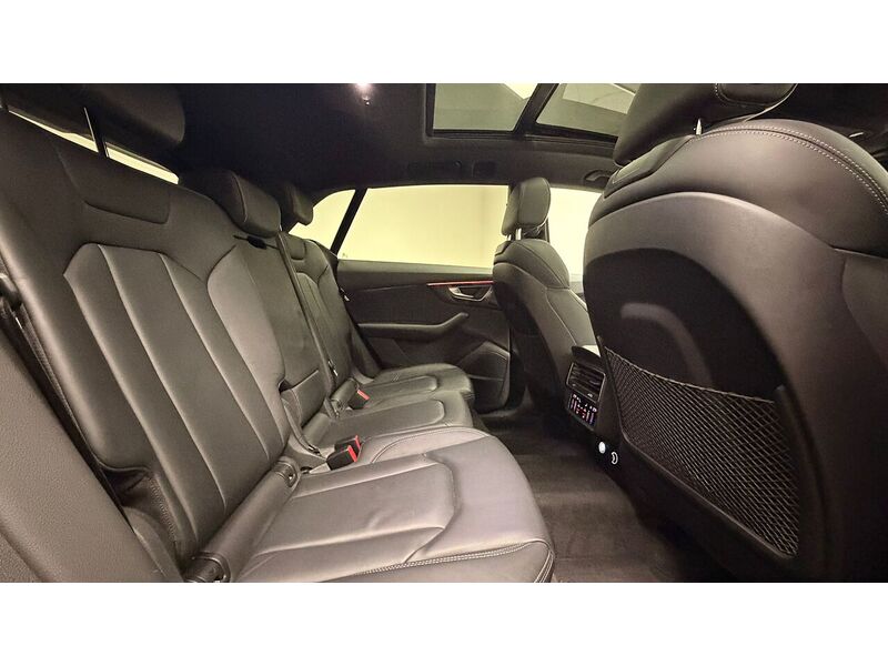 Audi Q8 TDI V6 S line - U400059423