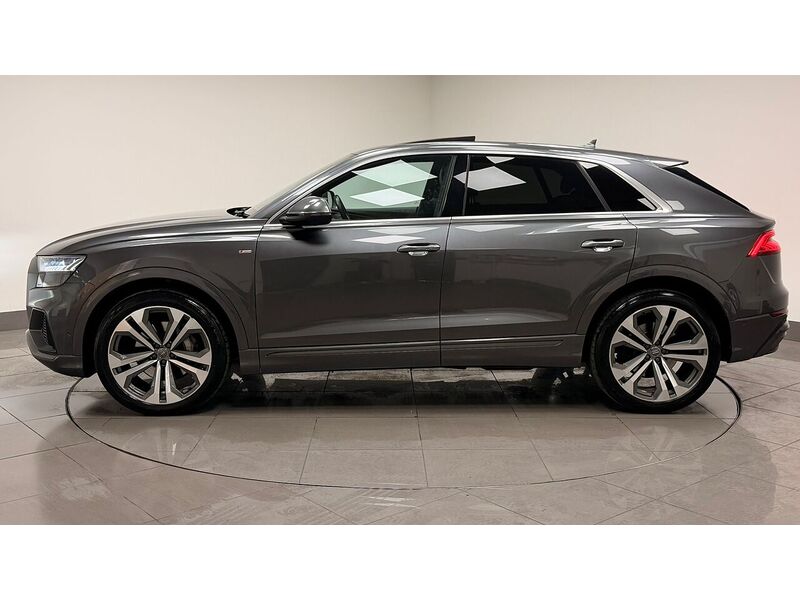 Audi Q8 TDI V6 S line - U400059423