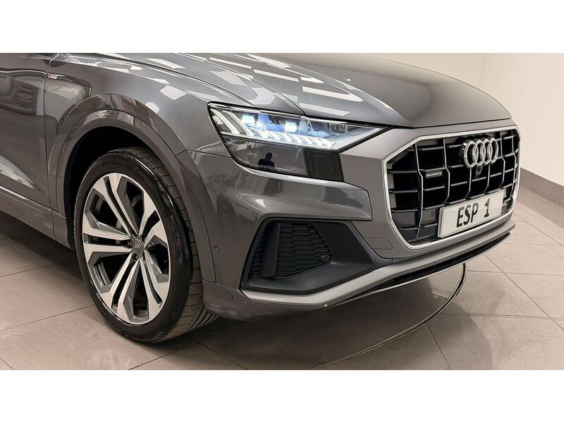 Audi Q8 TDI V6 S line - U400059423