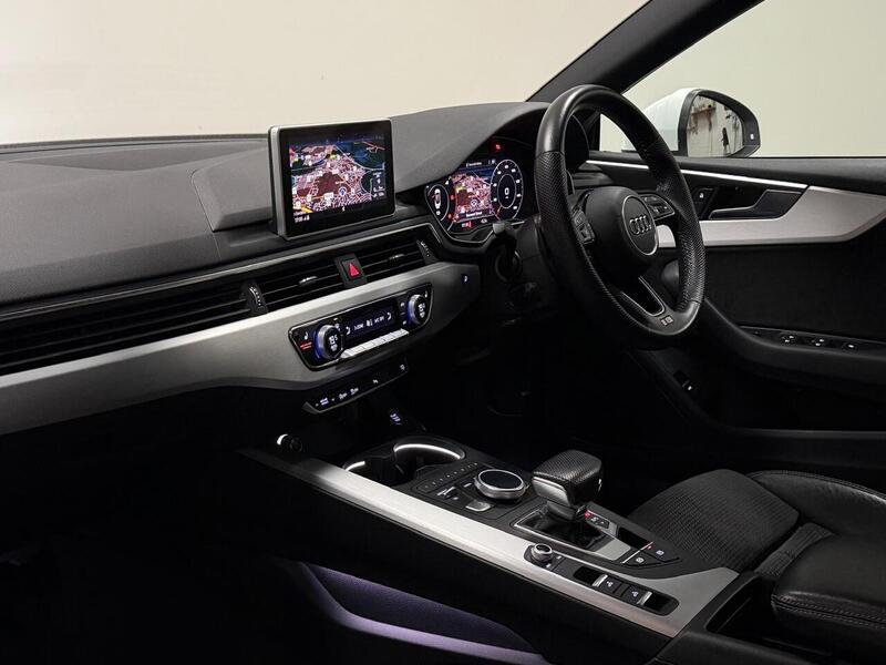 Audi A5 Cabriolet TDI S line - U400059424