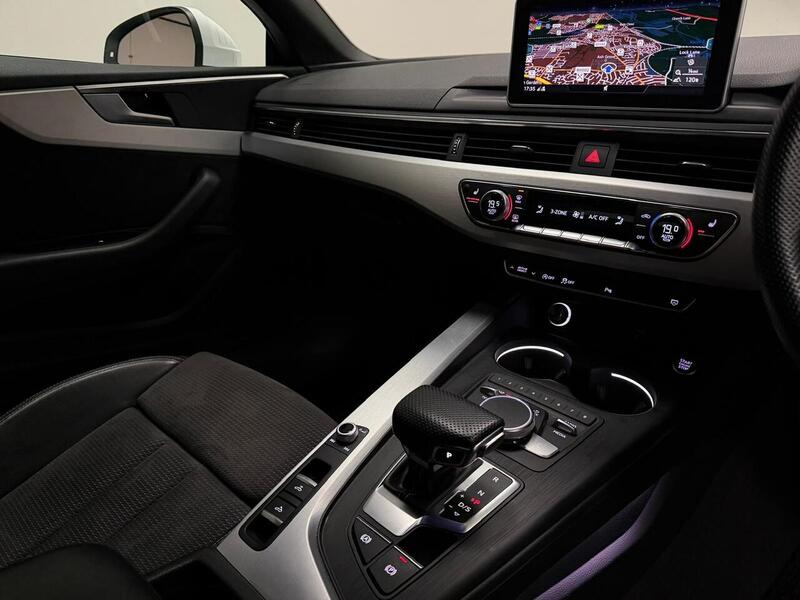 Audi A5 Cabriolet TDI S line - U400059424