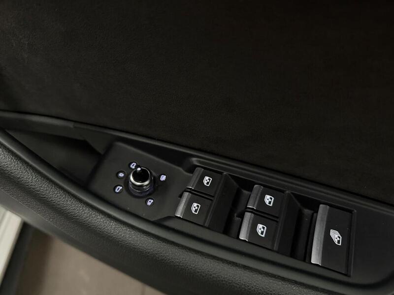 Audi A5 Cabriolet TDI S line - U400059424