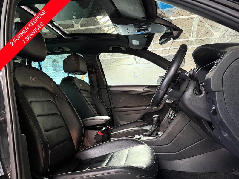 Volkswagen Tiguan TDI BlueMotion Tech R-Line - U400059429