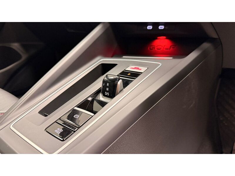 Volkswagen Golf TSI GTI - U400059432