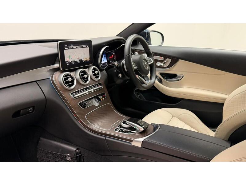Mercedes-Benz C Class C300 AMG Line - U400059443