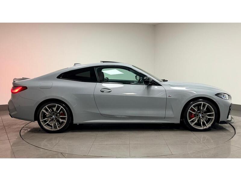 BMW 4 Series M440i MHT - U400059453