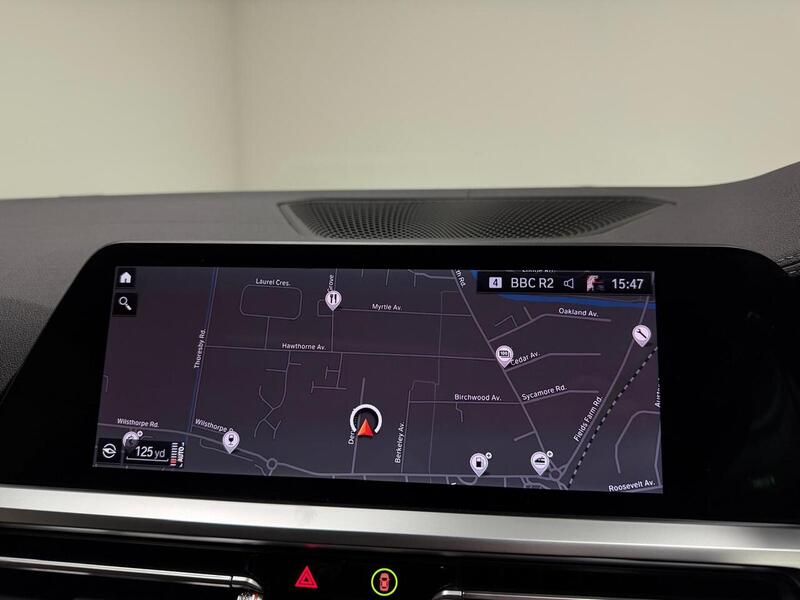 BMW 4 Series M440i MHT - U400059453