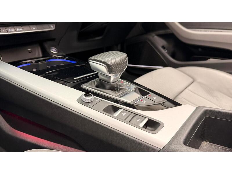Audi A5 Cabriolet TFSI S line - U400059455