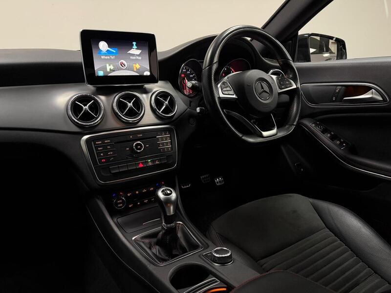 Mercedes-Benz CLA CLA200 CDI AMG Sport - U400059456