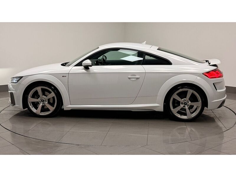 Audi TT TFSI S line - U400059461