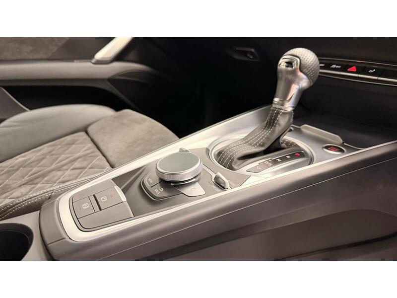 Audi TT TFSI S line - U400059461