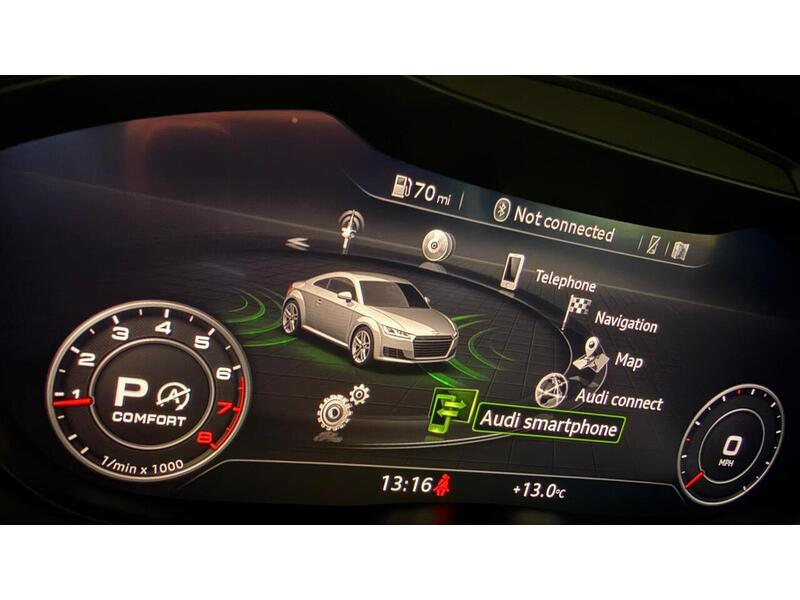 Audi TT TFSI S line - U400059461
