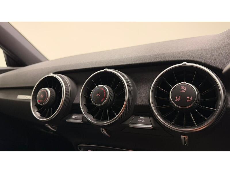 Audi TT TFSI S line - U400059461