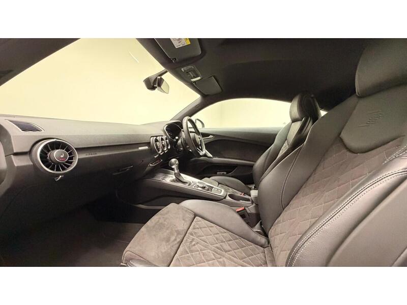 Audi TT TFSI S line - U400059461