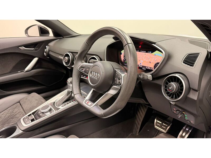 Audi TT TFSI Black Edition - U400059463