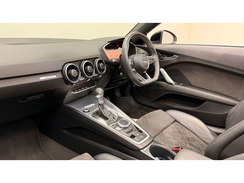 Audi TT TFSI Black Edition - U400059463