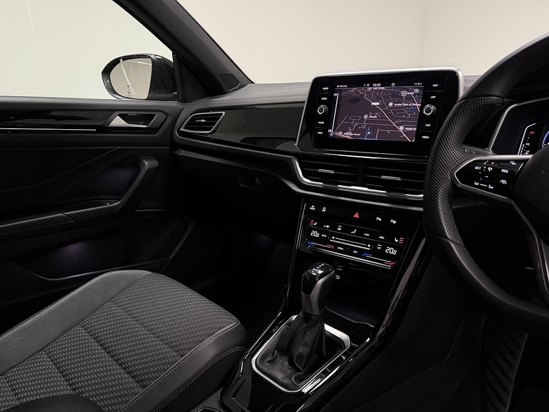 Volkswagen T-Roc TSI R-Line - U400059469