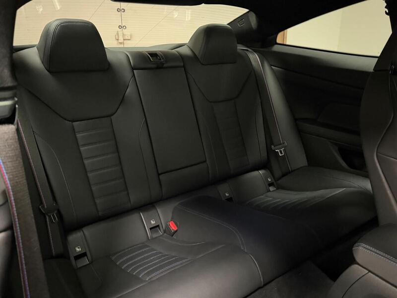BMW 4 Series M440i MHT - U400059470