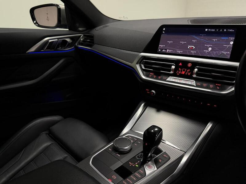 BMW 4 Series M440i MHT - U400059470