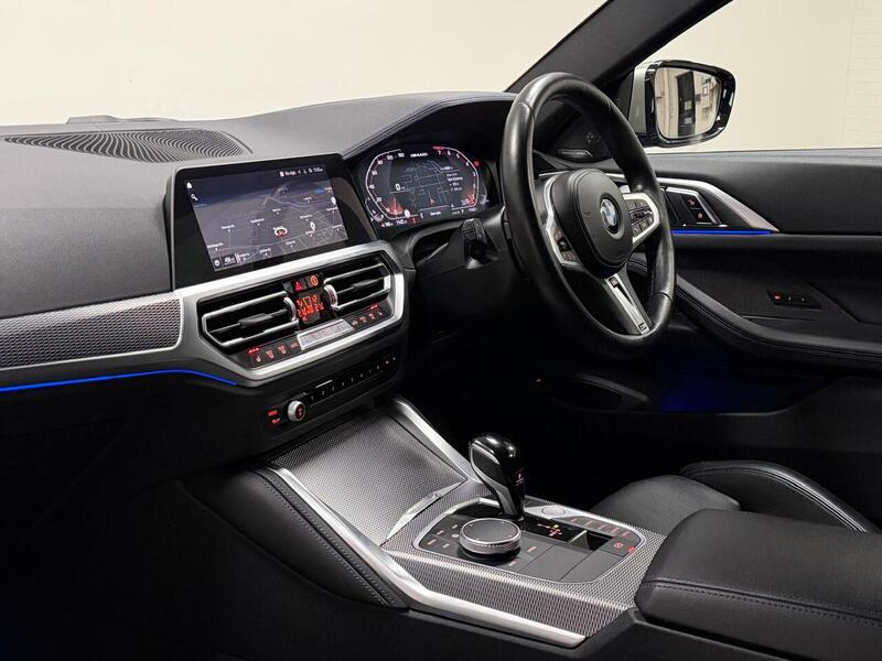BMW 4 Series M440i MHT - U400059470