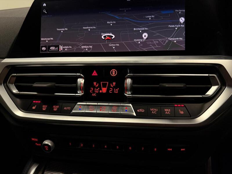 BMW 4 Series M440i MHT - U400059470