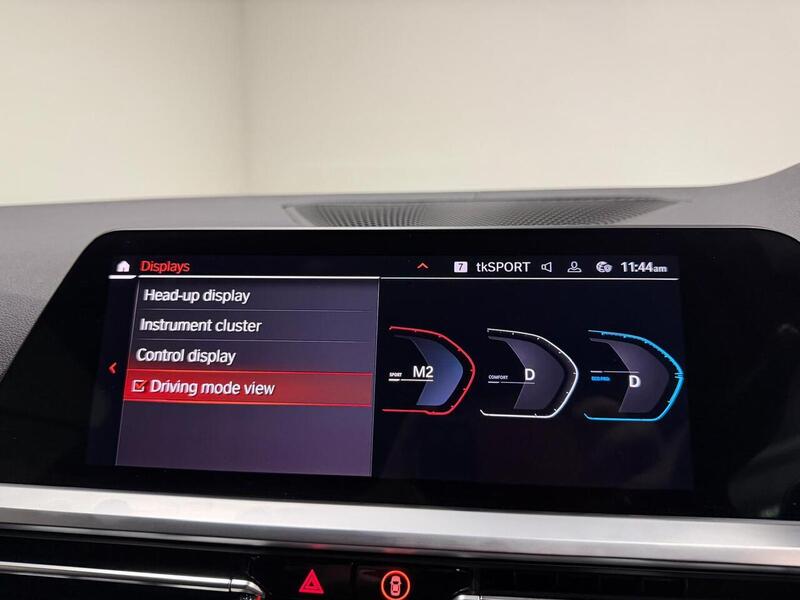 BMW 4 Series M440i MHT - U400059470