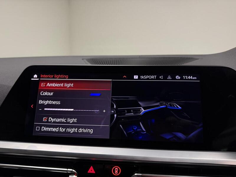 BMW 4 Series M440i MHT - U400059470